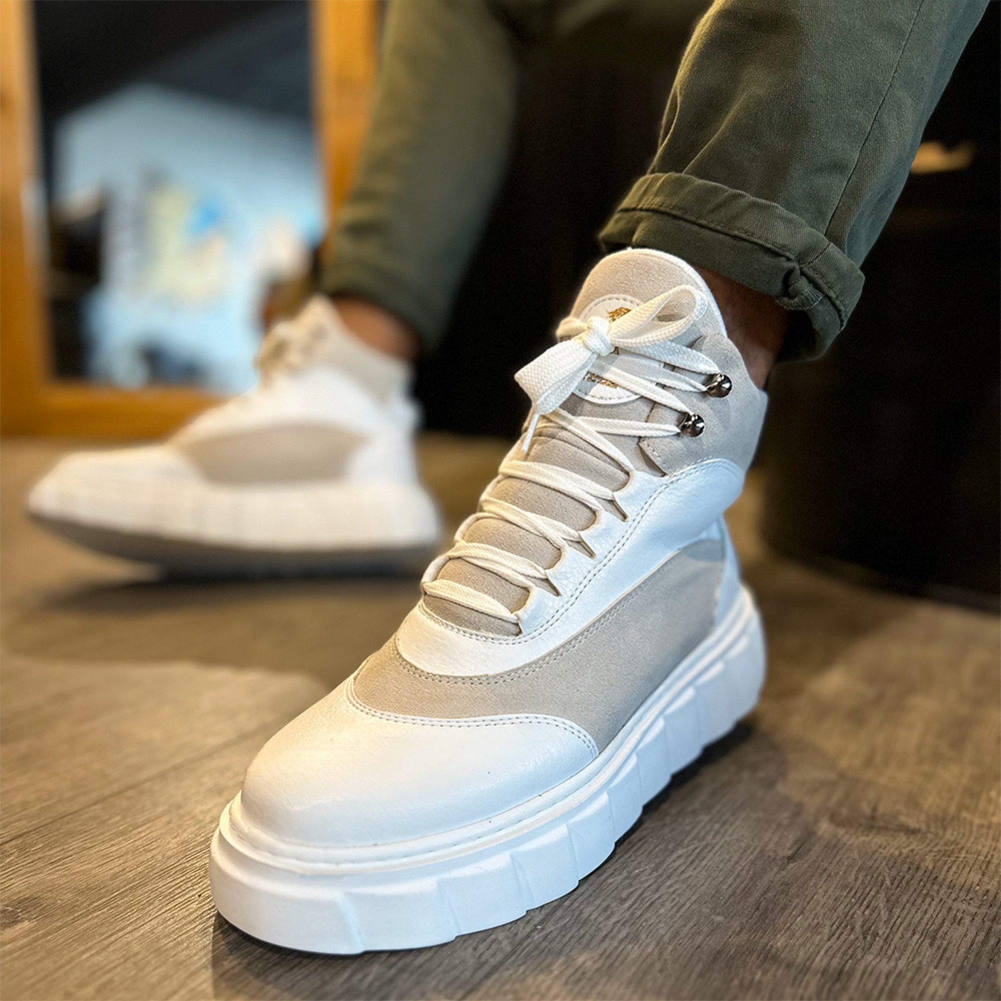 mens white nike boots